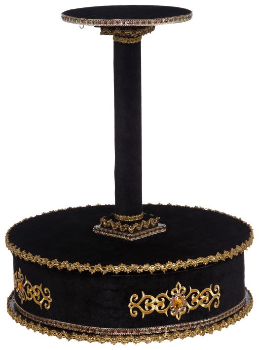 Halloween Rotating Base - 22 Inches - Official Mark Roberts Wholesale Site